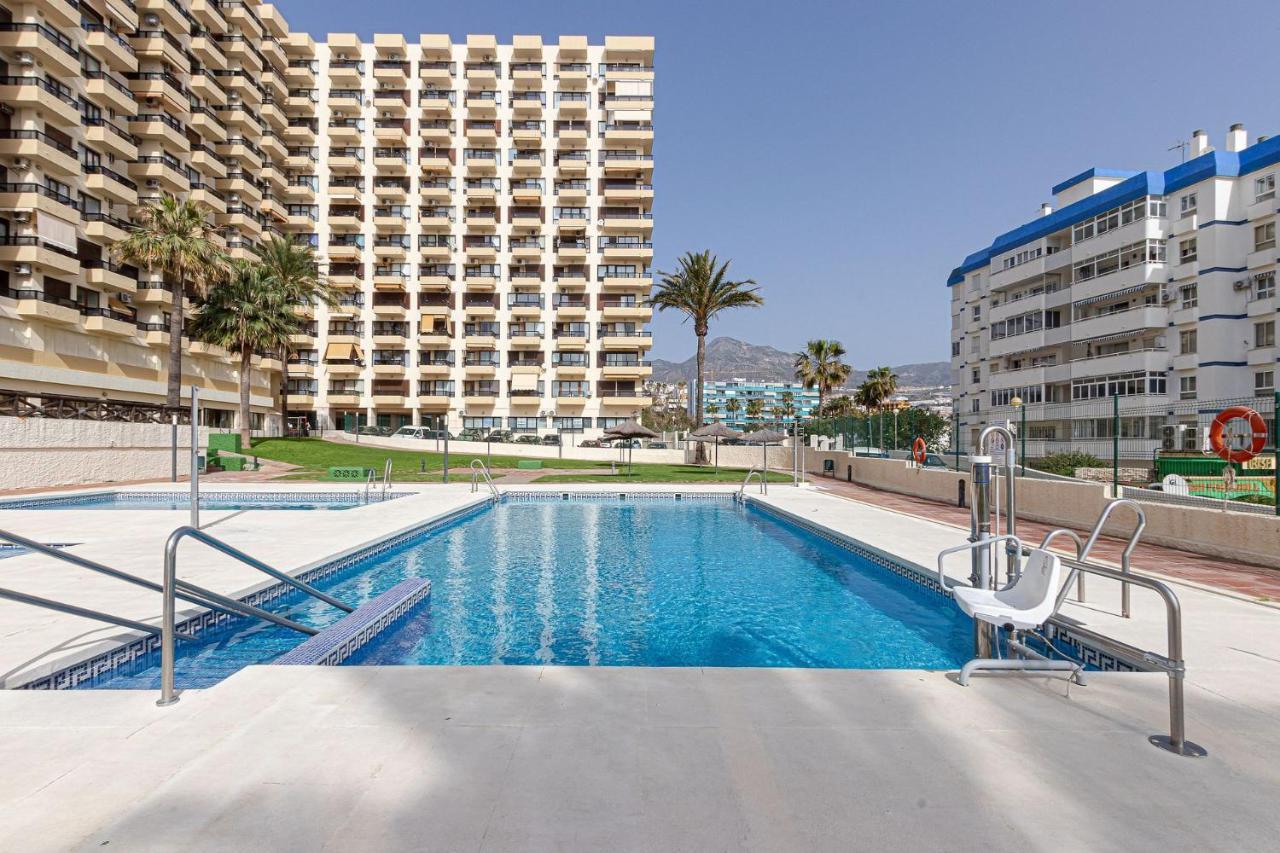 Beachfront With Spectacular Views And Swimming Pool Benalmadena Bagian luar foto