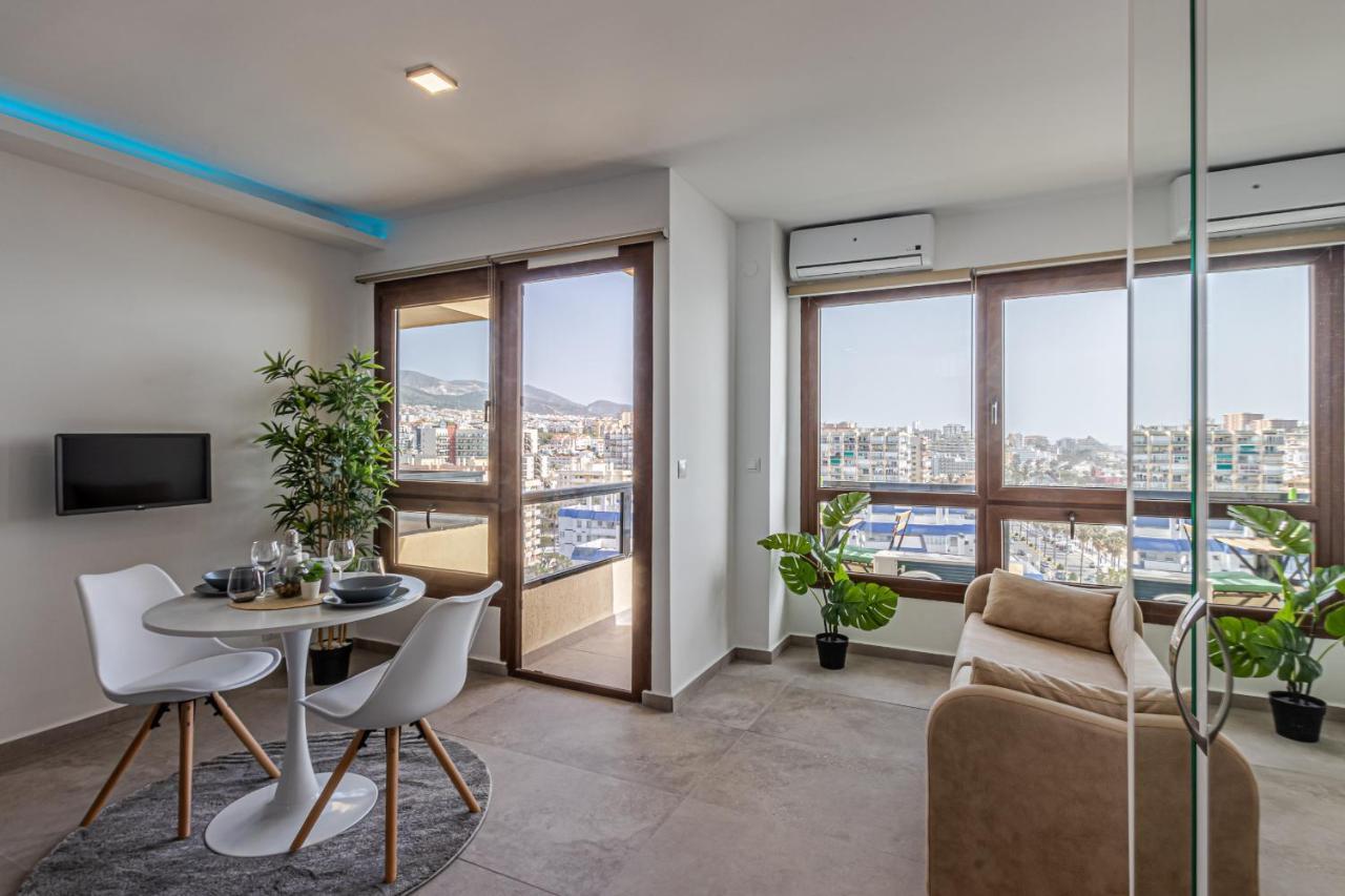 Beachfront With Spectacular Views And Swimming Pool Benalmadena Bagian luar foto