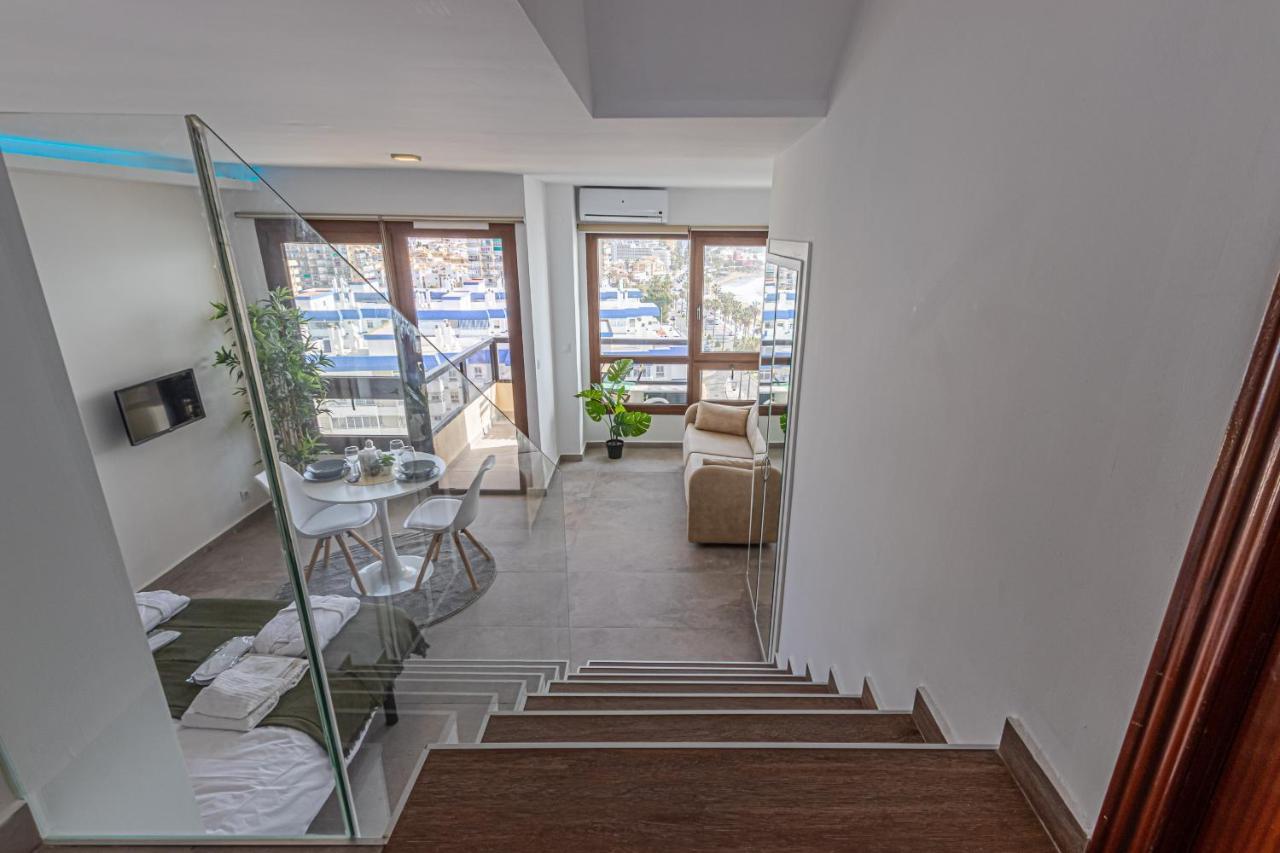 Beachfront With Spectacular Views And Swimming Pool Benalmadena Bagian luar foto